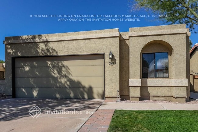 Building Photo - 2234 E Florian Ave