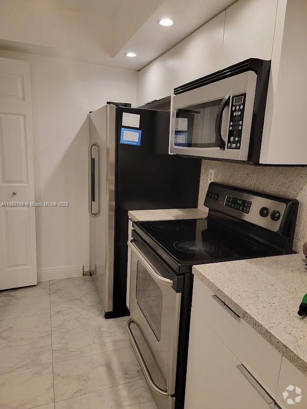 Verona Lake Apartments for Rent with Hardwood Floors Weston, FL 21