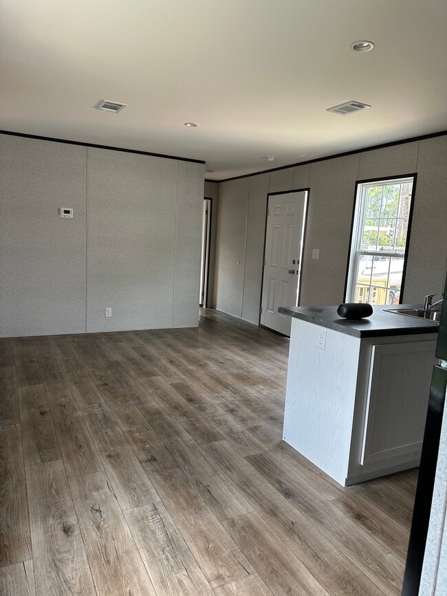 Building Photo - 561 Mack Bayou Rd