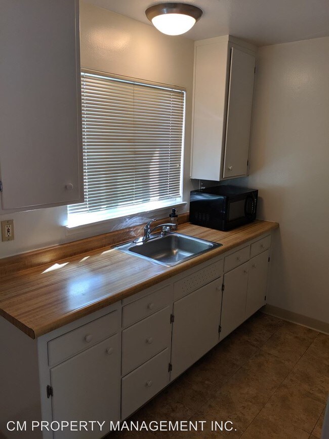 Foto del edificio - 218 Avery Ln