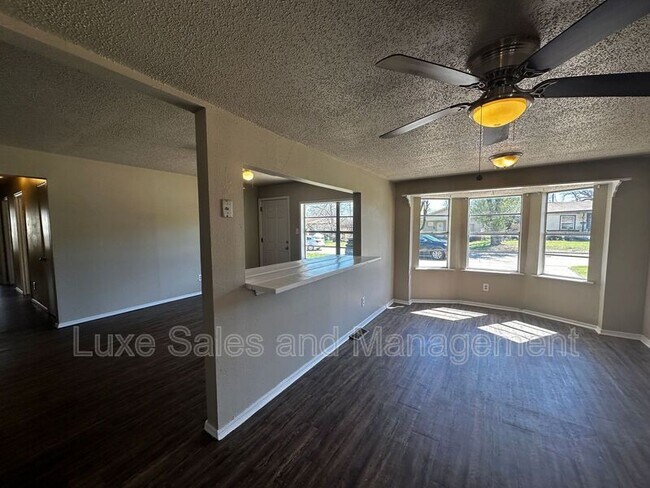 Foto del edificio - 3103 SE 19th St