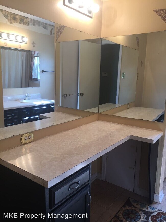 Foto del edificio - 3 br, 2 bath House - 509 Water Oak Road