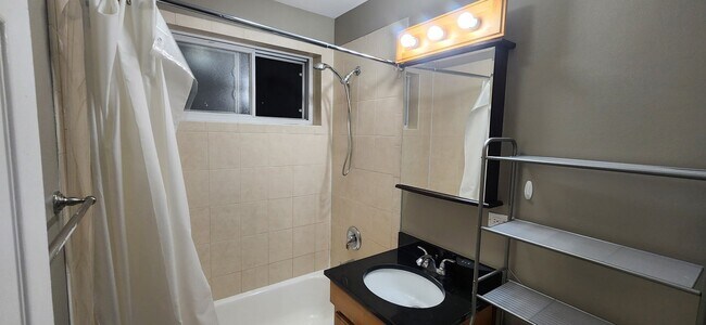 Foto del edificio - 4842 Conrad St