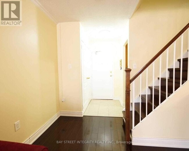 Building Photo - 100-1100 Mornelle Ct