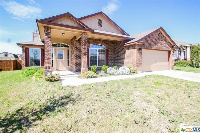 Building Photo - 705 Brooklynn Kay Dr