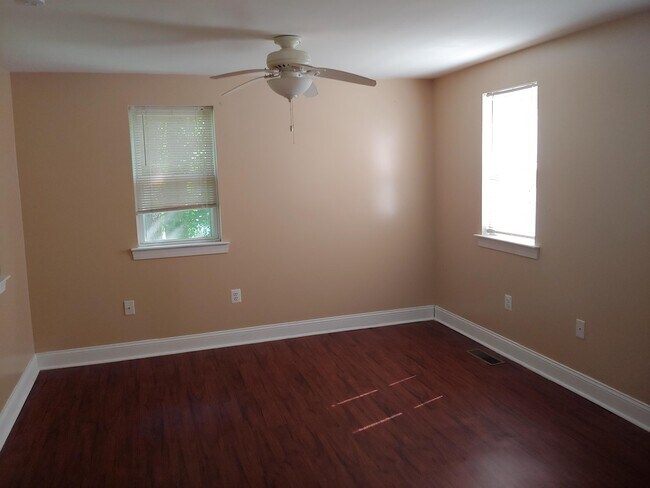 Building Photo - 2499 Davidsonville Rd