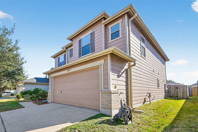 Foto del edificio - 20631 Tayman Oaks Dr