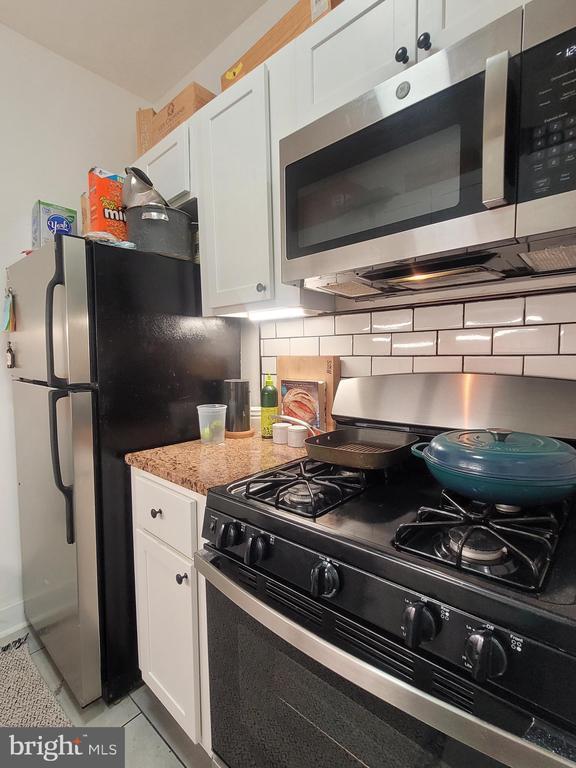 Foto del edificio - 219 S 18th St