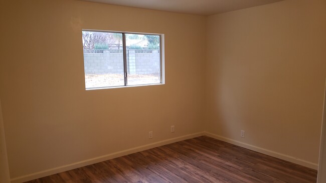 Foto del edificio - 17355 Cohasset St