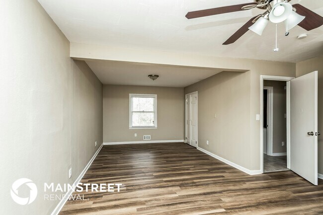 Foto del edificio - 3835 Sunny Hill Dr