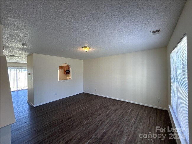 Building Photo - 3510 Joel Turner Dr
