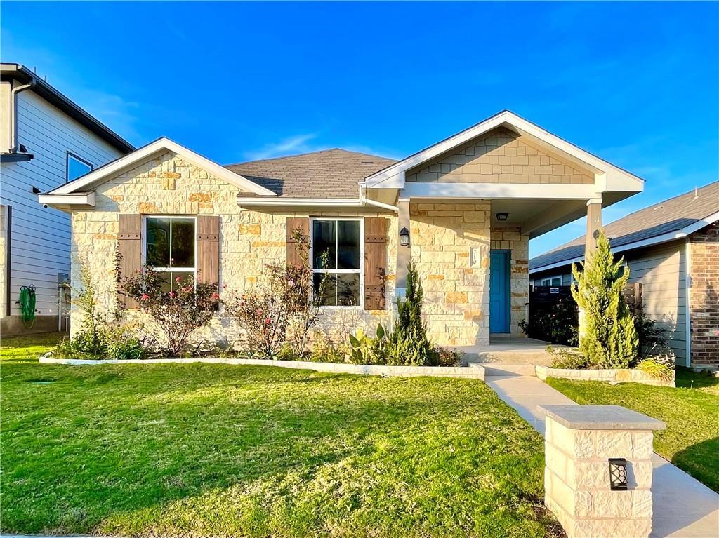 Foto principal - 710 Coconut Grove St