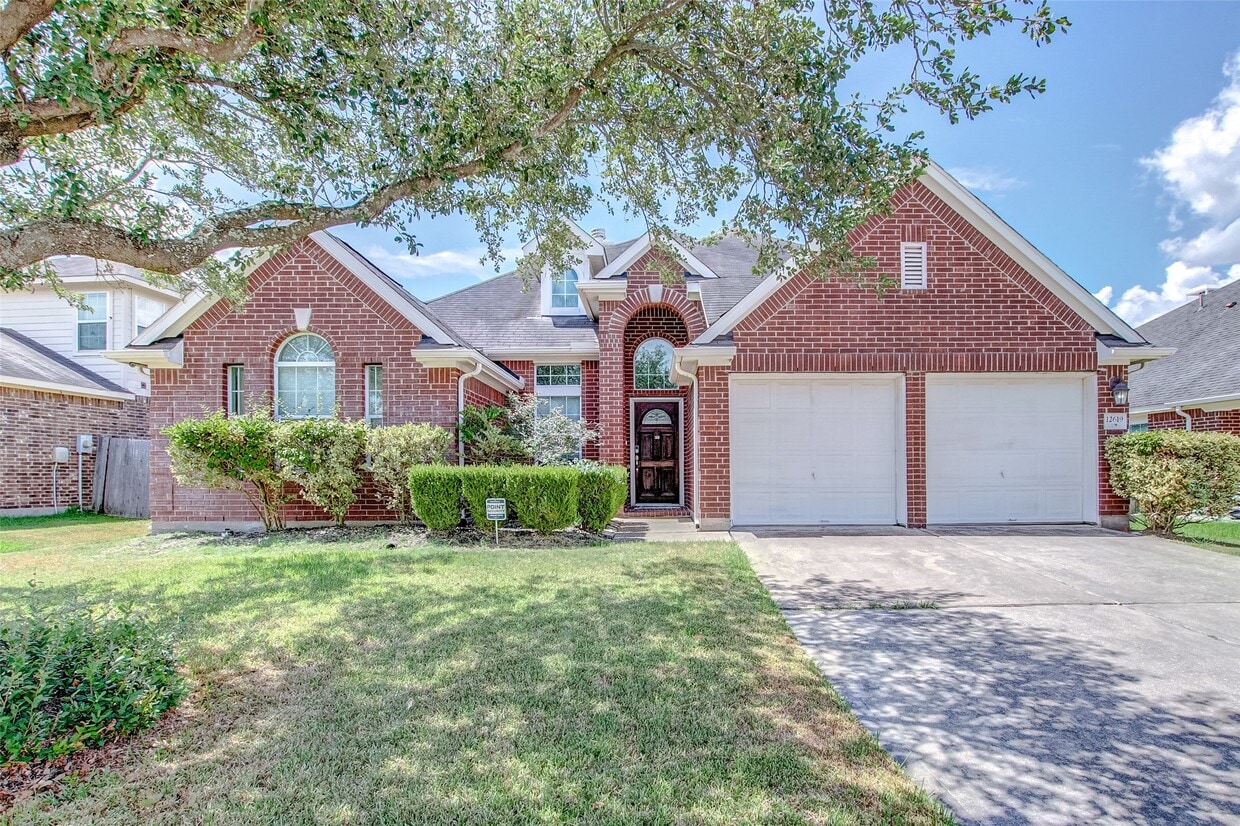 Primary Photo - 12619 Colony Hill Ln