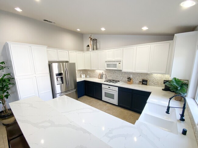 Foto del edificio - 228 Woodbourne Dr