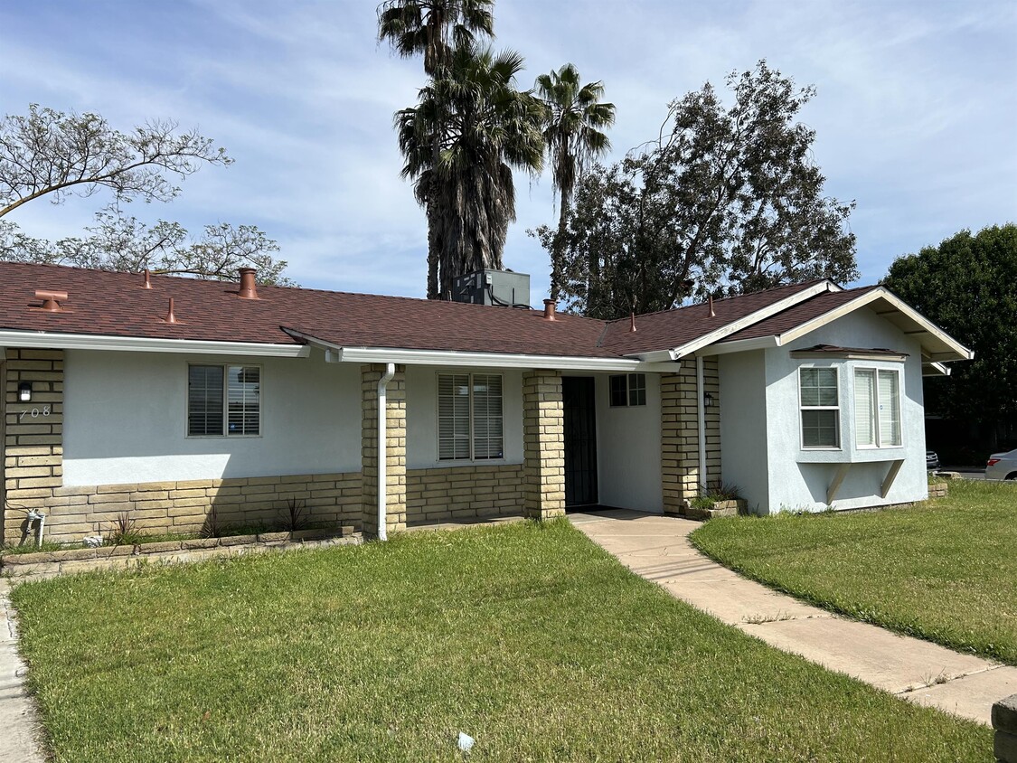 Foto principal - 708 Herndon Rd