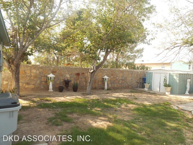 Foto del edificio - 2 br, 1 bath House - 7547 HERMOSILLO DR