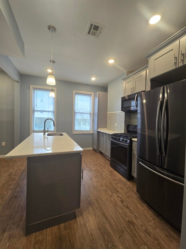 Foto del edificio - 1401 27th St