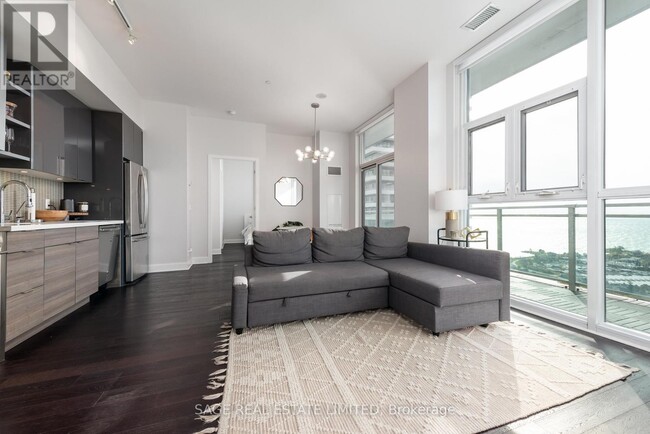 Photo du bâtiment - 33 Shore Breeze Dr