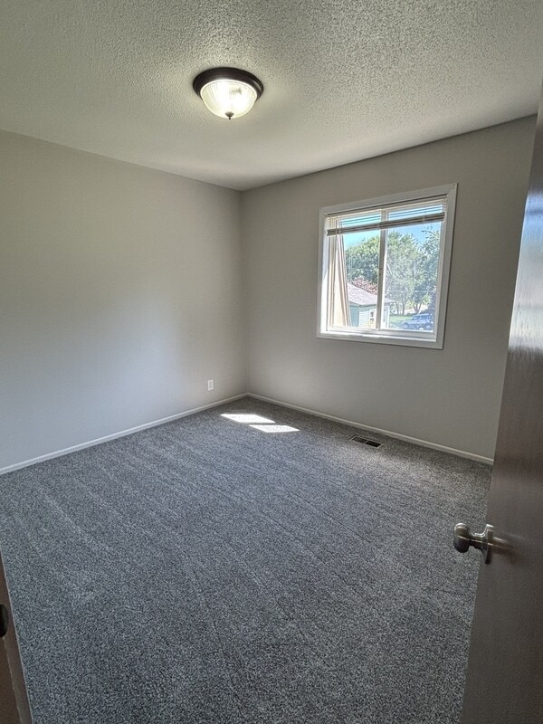 Foto del edificio - 823 N 2nd St