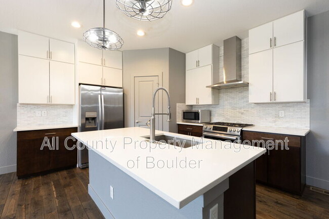 Building Photo - 609 Grandview Meadows Dr