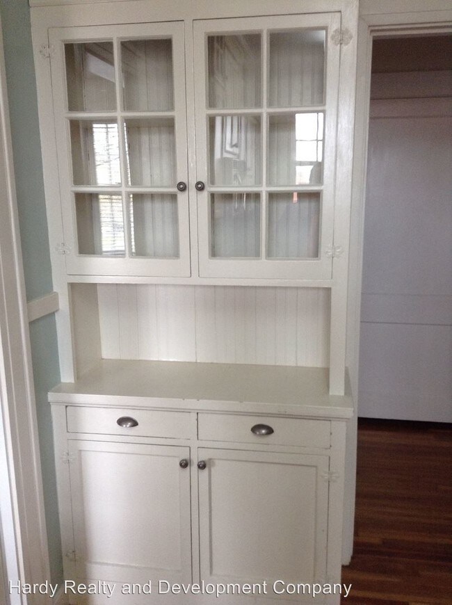 Foto del edificio - 814 E 2nd Ave