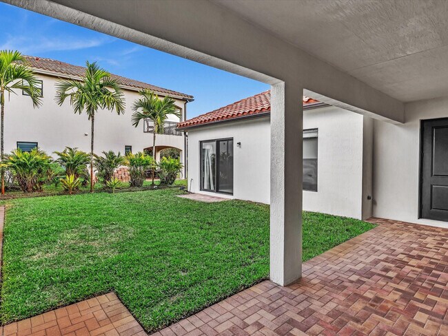 Building Photo - 10630 SW 55th St