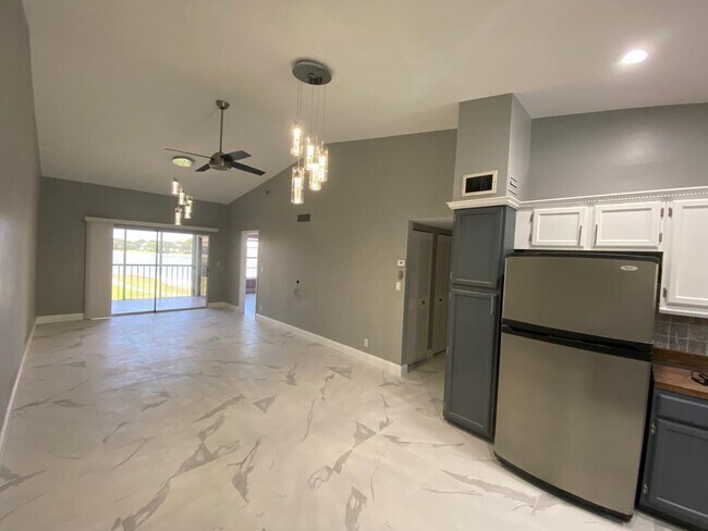 Foto del edificio - 2800 Palmwood Terrace