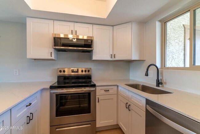 Photo - 4150 E Cactus Rd Apartment