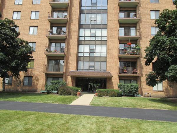 Building Photo - 1727 W Crystal Ln