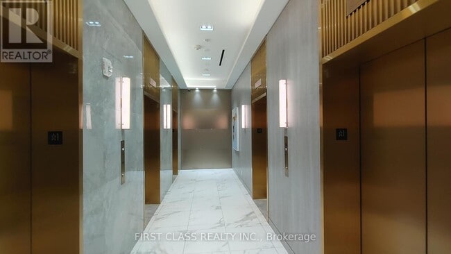 Building Photo - 950-3950 Portage Pkwy