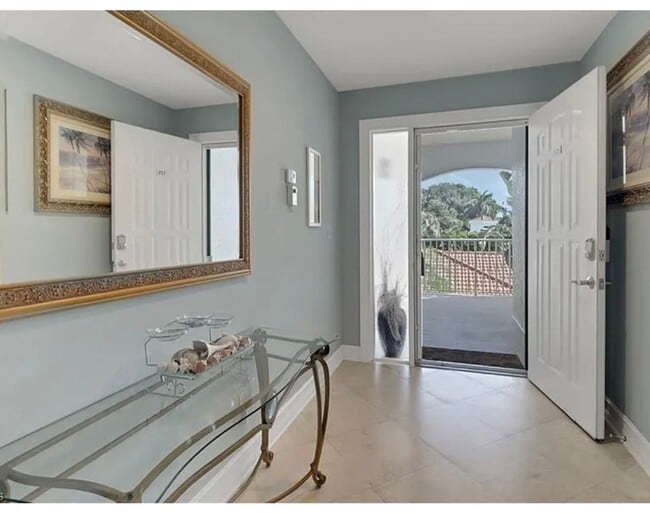 Building Photo - Fully Furnished Seasonal Condo Rental in Windstar