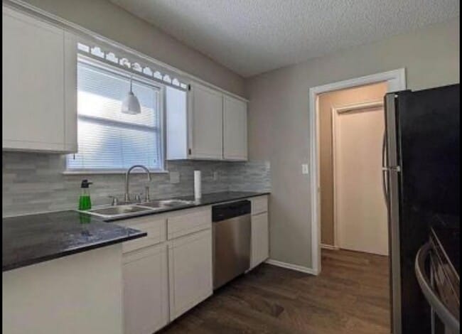 Photo - 413 Midland Dr House