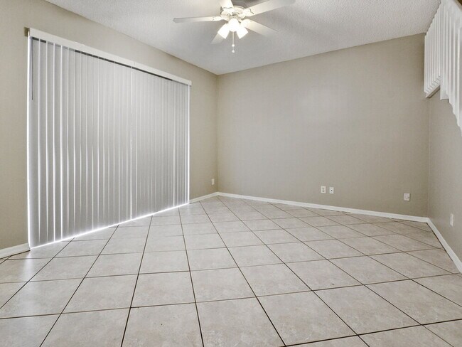 Foto del edificio - 5442 NW 54th Dr
