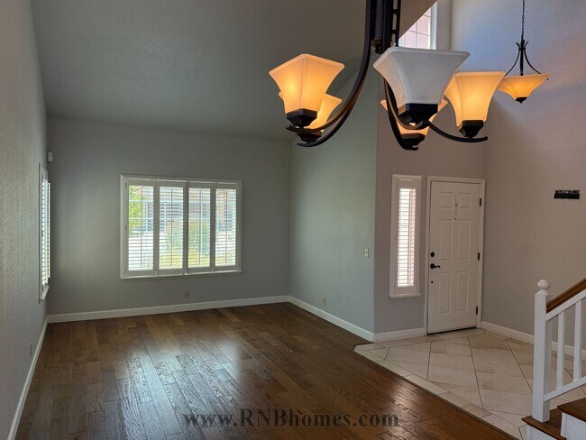 Foto del edificio - 8301 Dalkeith Way