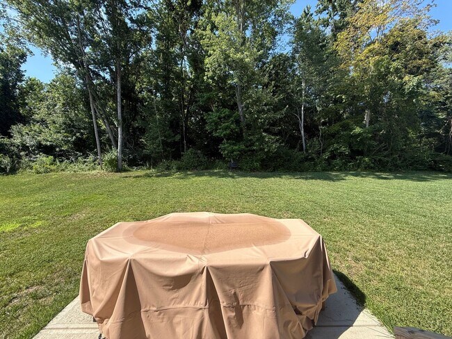 Building Photo - Newer Construction 4 bedroom available for...