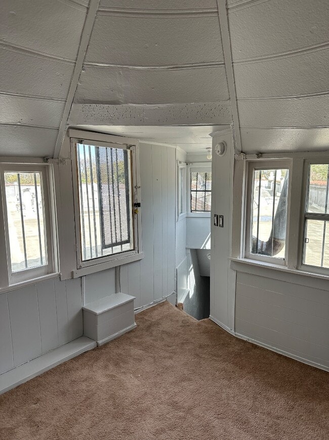 Photo - 3207 W 43rd Pl Apartment