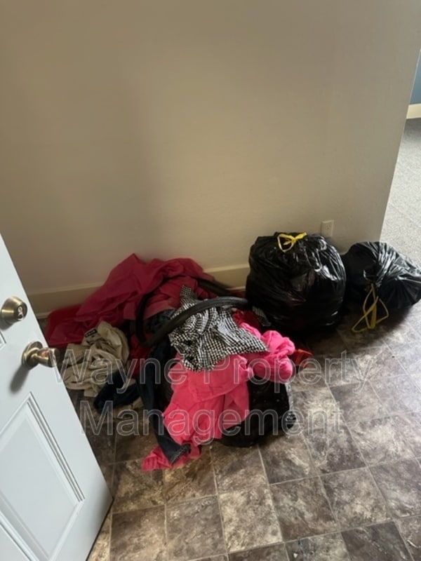 Building Photo - 546 2nd St