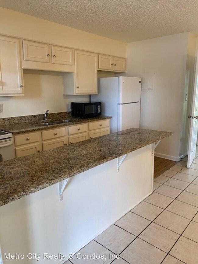 Building Photo - 1 br, 1 bath House - 21726 HWY 27 UNIT B
