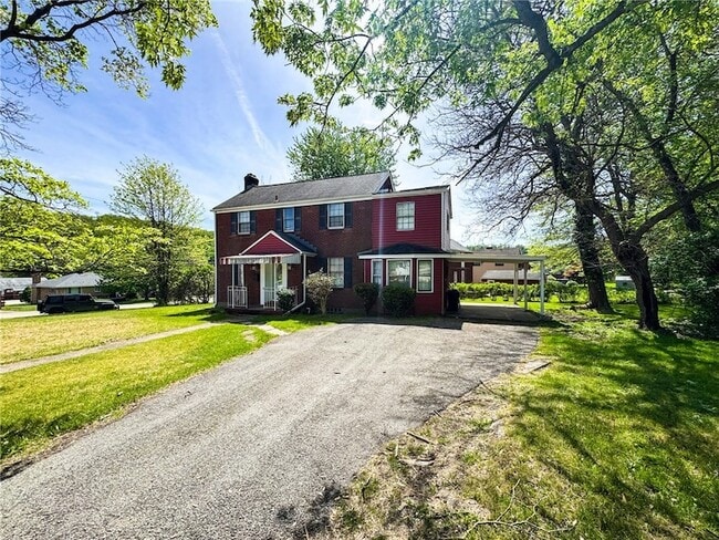 Photo - 2710 Henderson Rd House