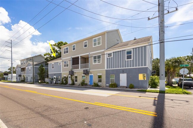 Building Photo - 714 S 22nd St