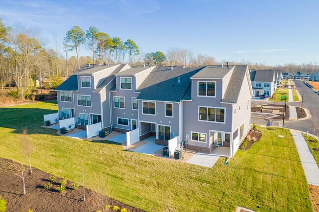 Foto del edificio - 12228 Lightning Bug Loop