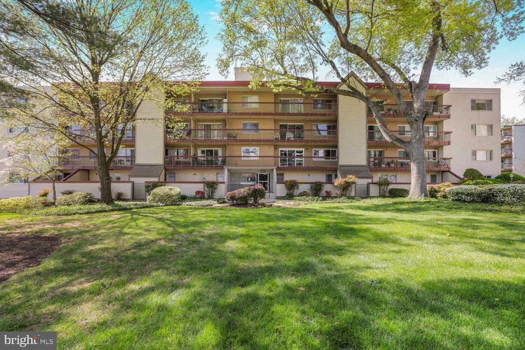 Foto principal - 10300 Westlake Dr