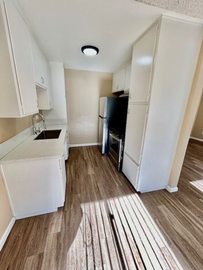 Building Photo - 1 Bedroom 1 Bath