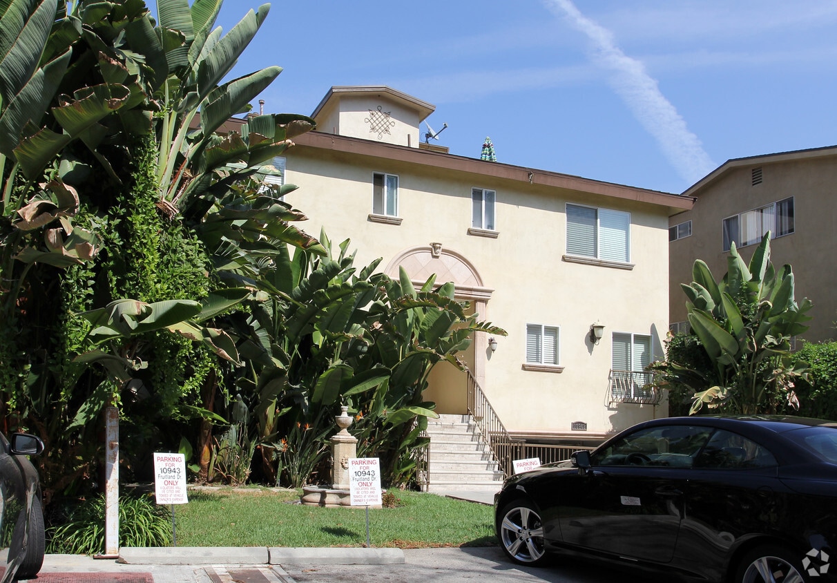 10943 Fruitland Dr, Studio City, CA 91604 Apartments in Studio City