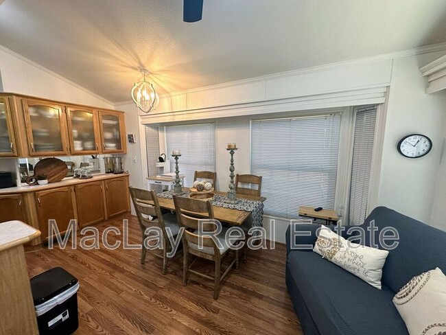 Foto del edificio - 1452 S Ellsworth Rd