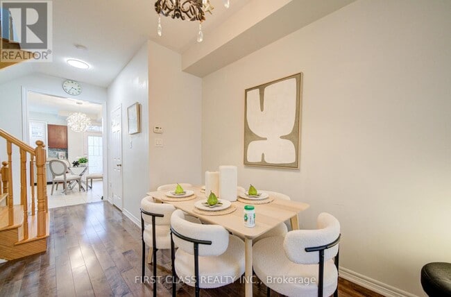 Building Photo - 322 Delray Dr