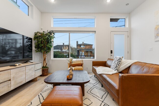 Foto del edificio - 2433 S Plum St