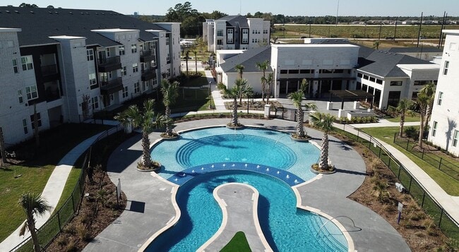 Foto del edificio - 7100 Uvalde Rd