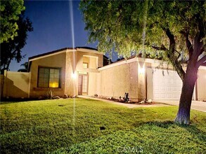 Building Photo - 28973 Willow Creek Ln
