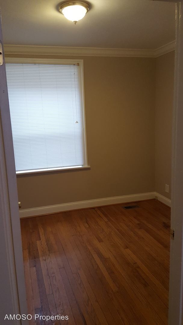 Foto del edificio - 7204 Tulane Ave